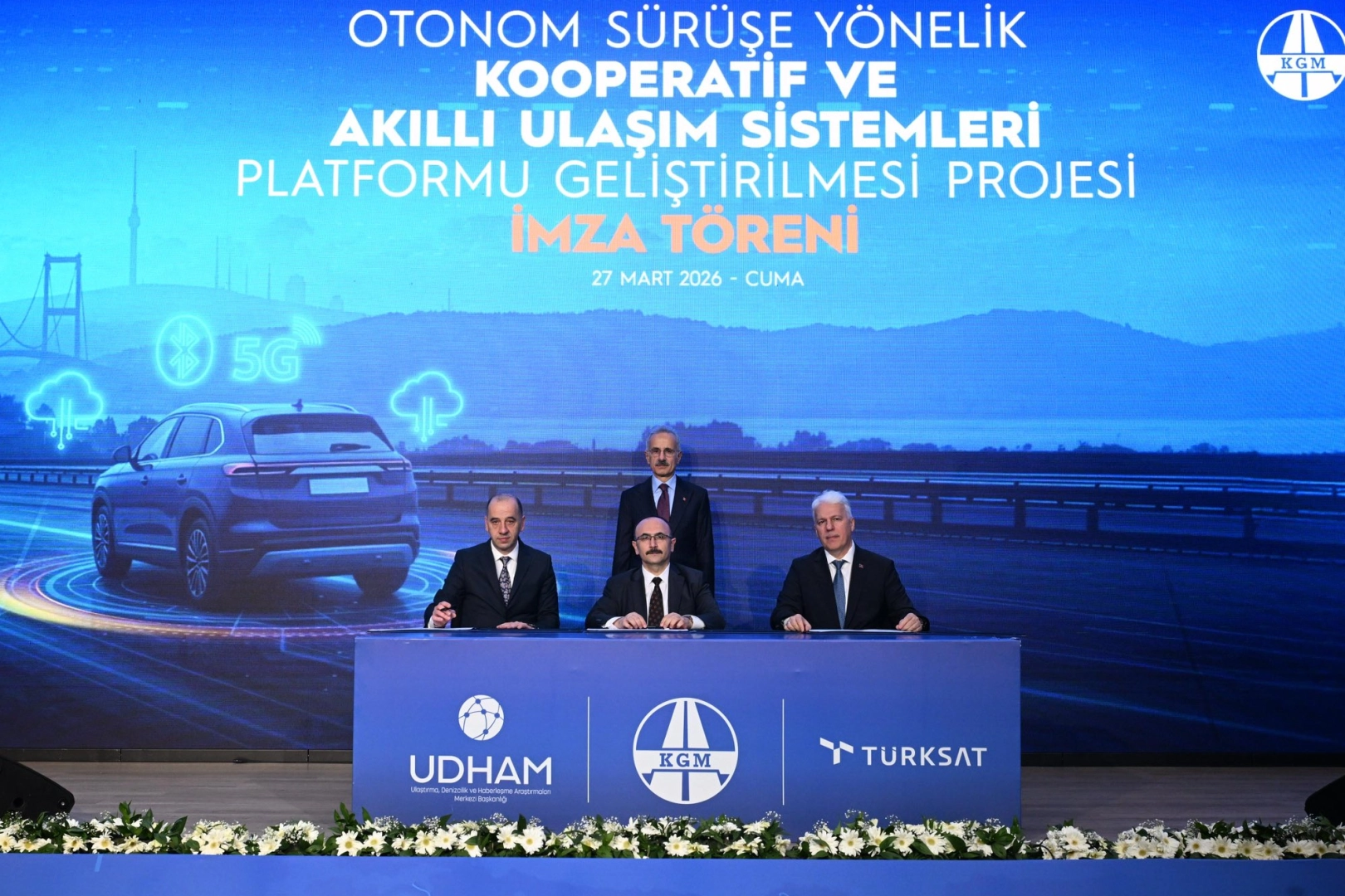5G, Otoyollarda Trafik ve İletişimi Güçlendiriyor