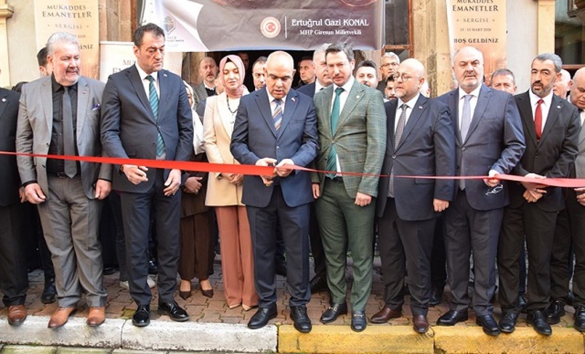 Mukaddes emanetler Giresunlularla buluştu