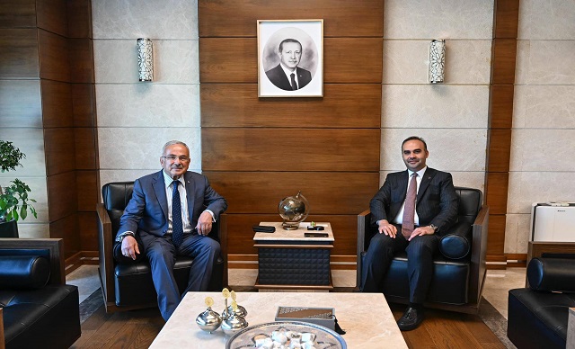 BAŞKAN GÜLER BAKAN KACIR İLE GÖRÜŞTÜ