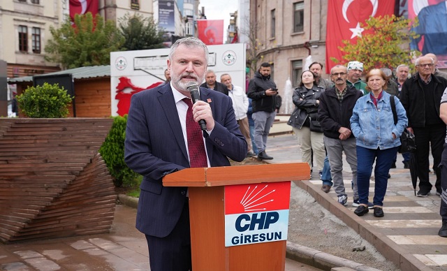 CHP'li Şenyürek 'Karanlık ne kadar derinse sabah o kadar yakındır'
