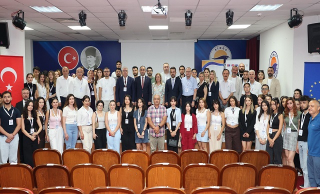 Gençlerin Dijital İnovasyon İçin Güçlendirilmesi
