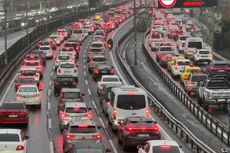 Martta Trafiğe Kayıtlı Taşıt Sayısı Yıllık Bazda Geriledi