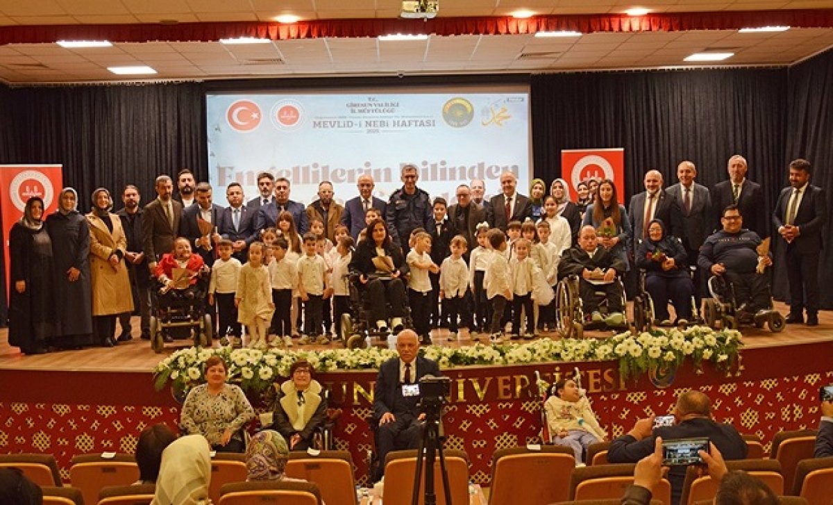 Engellilerin Dilinden Na’t-ı Şerif Dinletisi