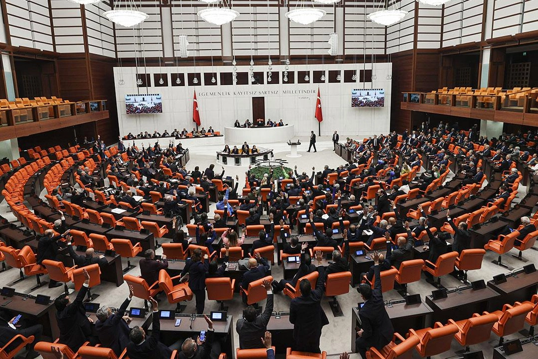 Meclis’te Kritik Hafta: Terörsüz Türkiye Düzenlemesi ve Öğrenci Affı Gündemde