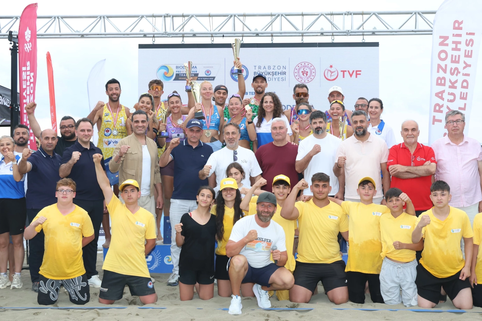 Trabzon’da Plaj Voleybolu Heyecanı Finalle Taçlandı