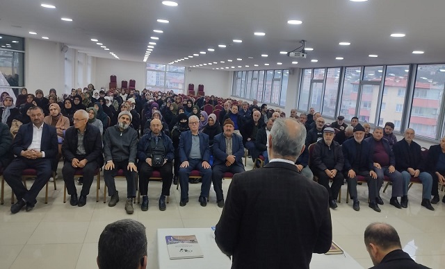 Umre Seminerleri Düzenlendi