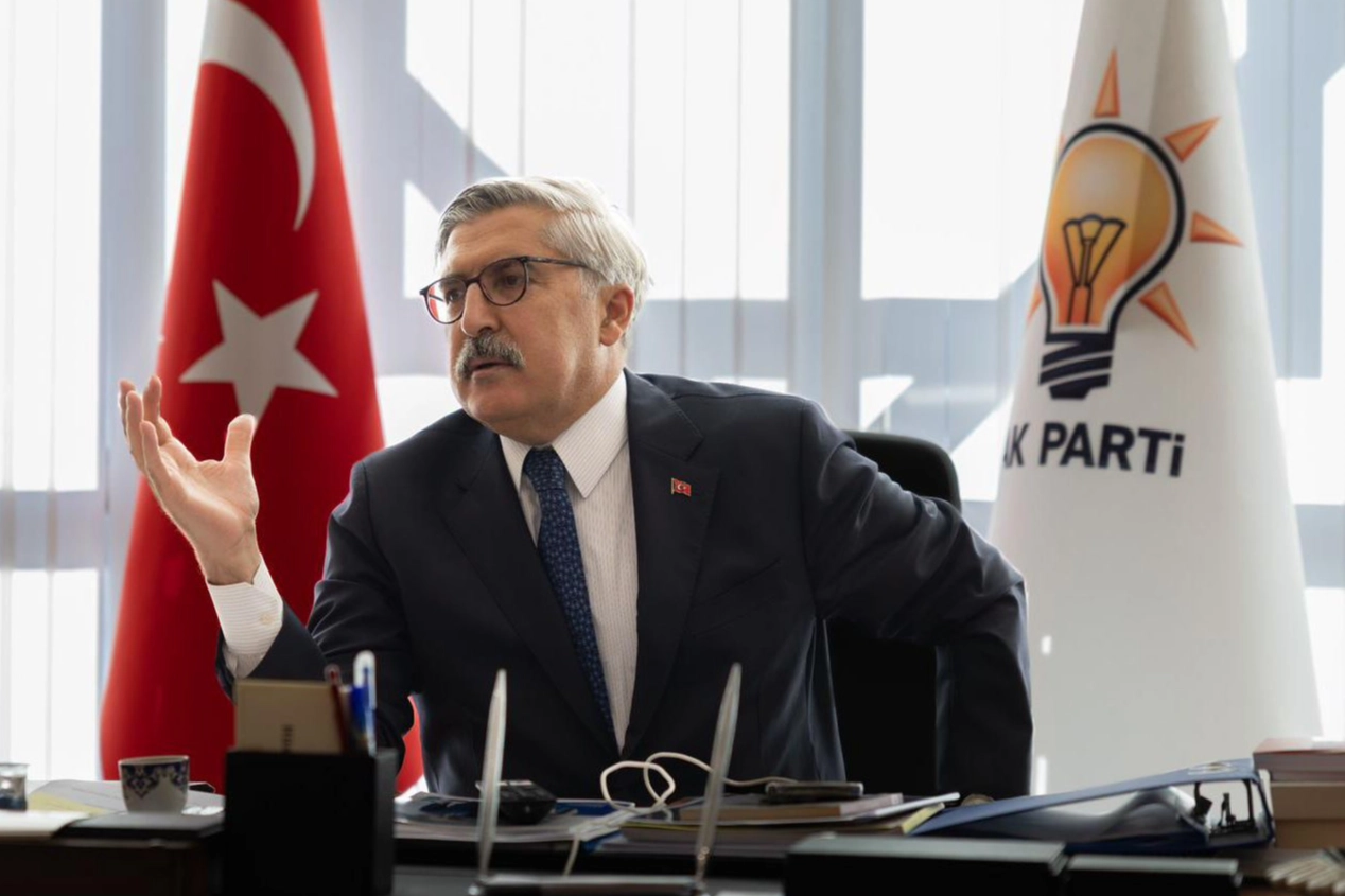 Yayman’dan Özgür Özel’e “Yabancı Basın” Tepkisi