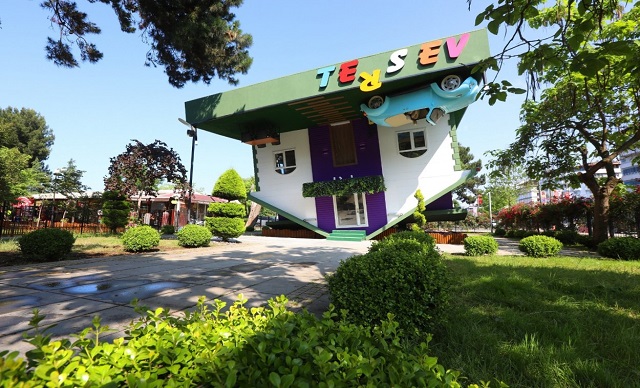Yeni Yüzüyle Misafirlerini Ağırlıyor