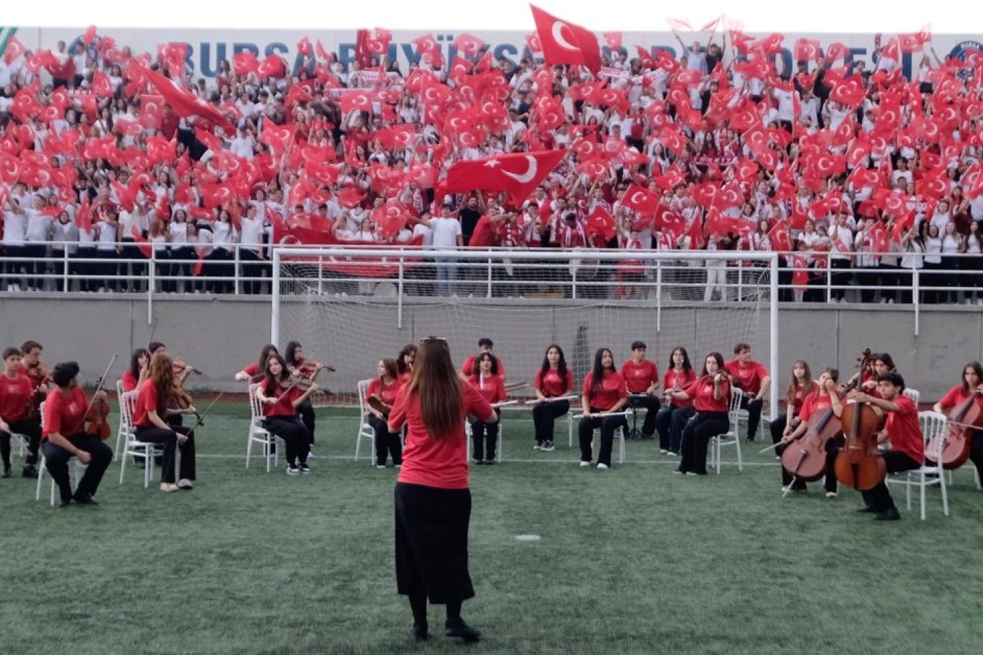 Zeki Müren Güzel Sanatlar Lisesi’nden “Bizim Çocuklar”a Birincilik