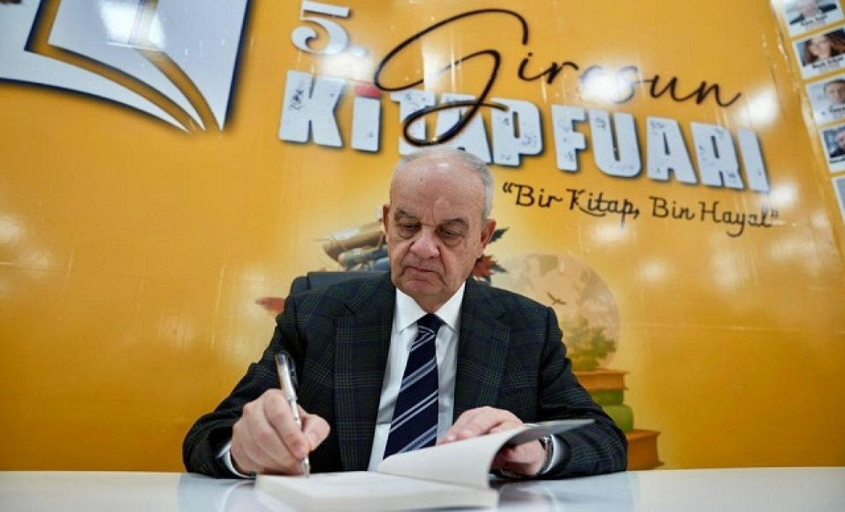 İlker Başbuğ Giresun'da Vatandaşların İlgisiyle Karşılaştı